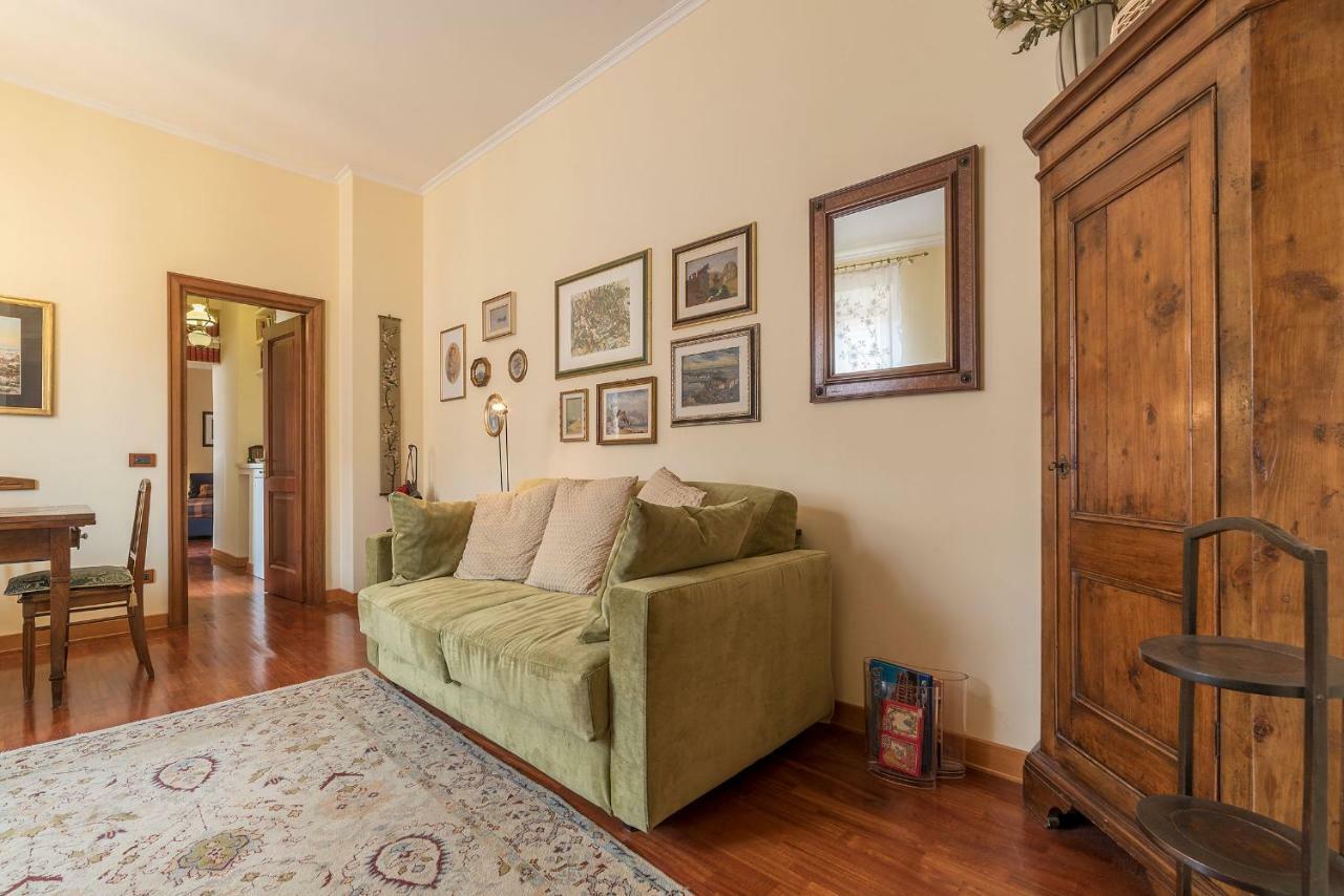 Domus Aurea & Colosseo Sweet Flat โรม ภายนอก รูปภาพ